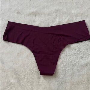 Women’s Victoria's Secret Seamless Thong Panty Panties soft satin like feel